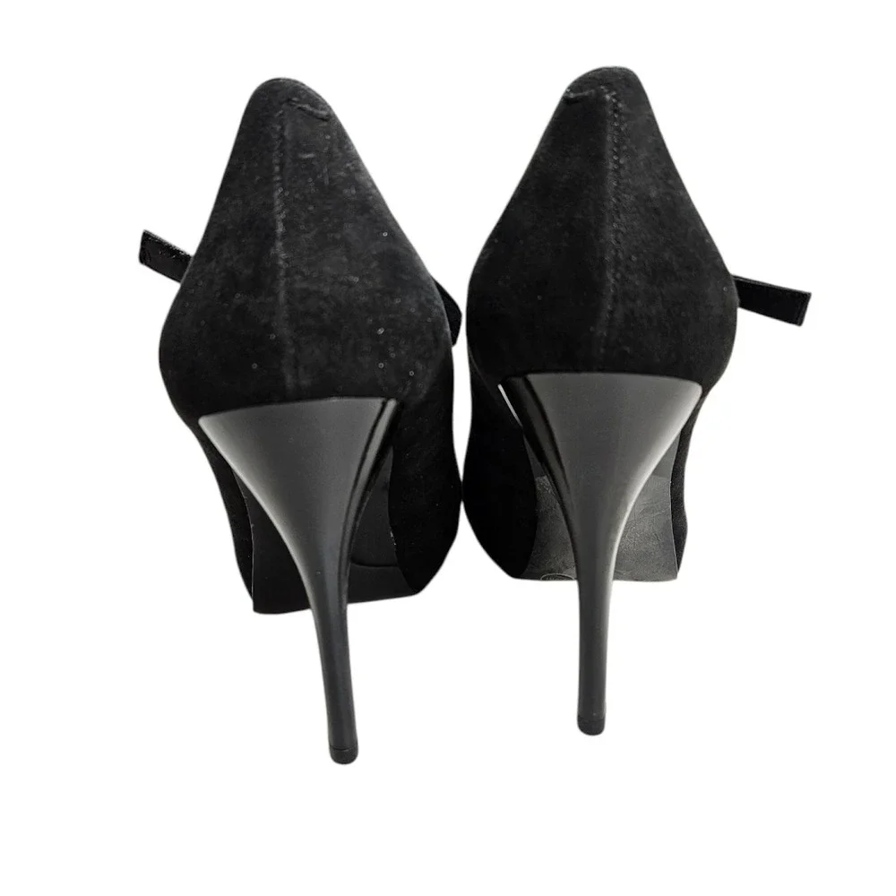 Gianni Bini Heels Women's 9.5M Black Strappy Ankle Strap Closed Toe Shoes Flower